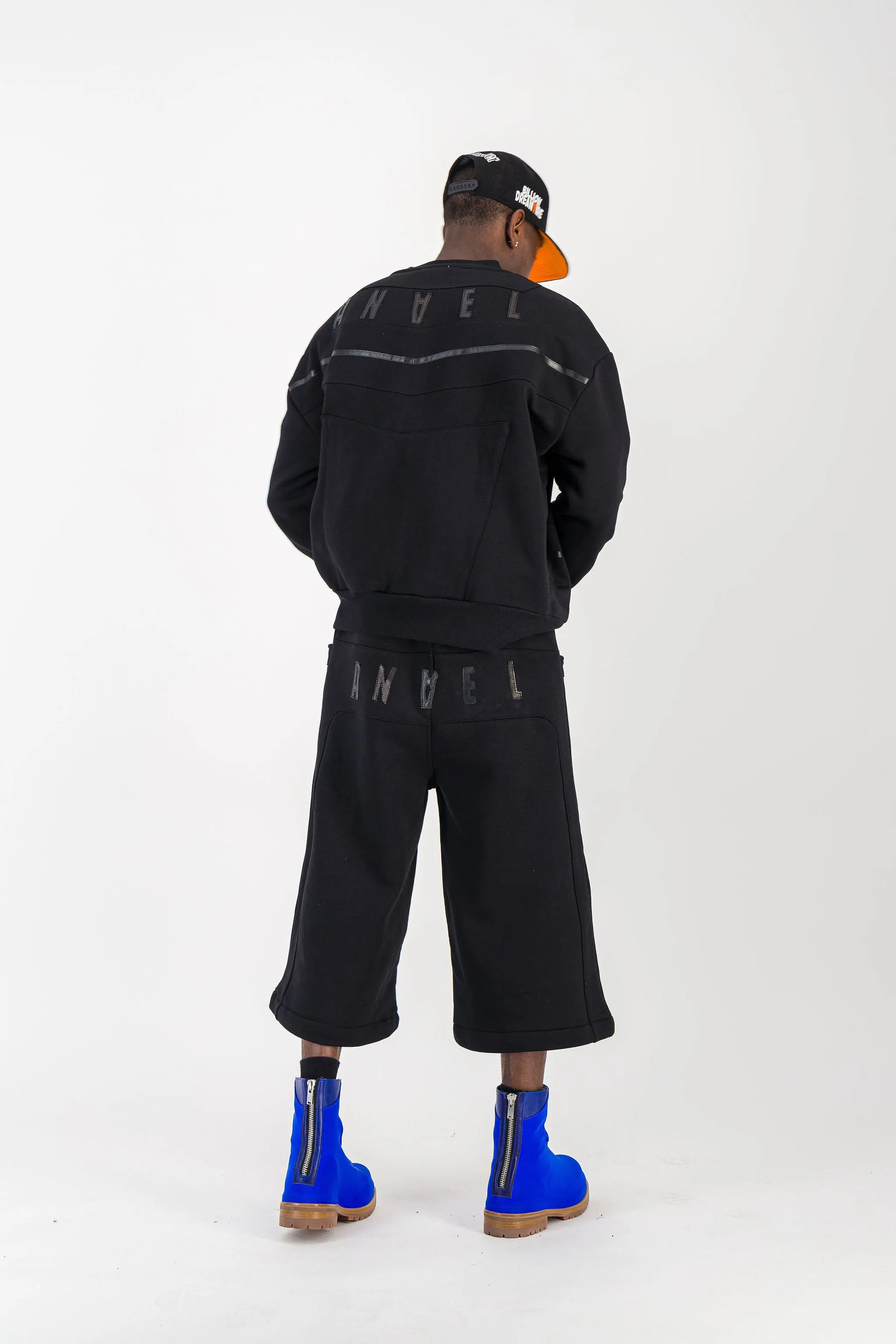 BLACK CONVERTIBLE JOGGER PANTS W/ LEATHER LOGO