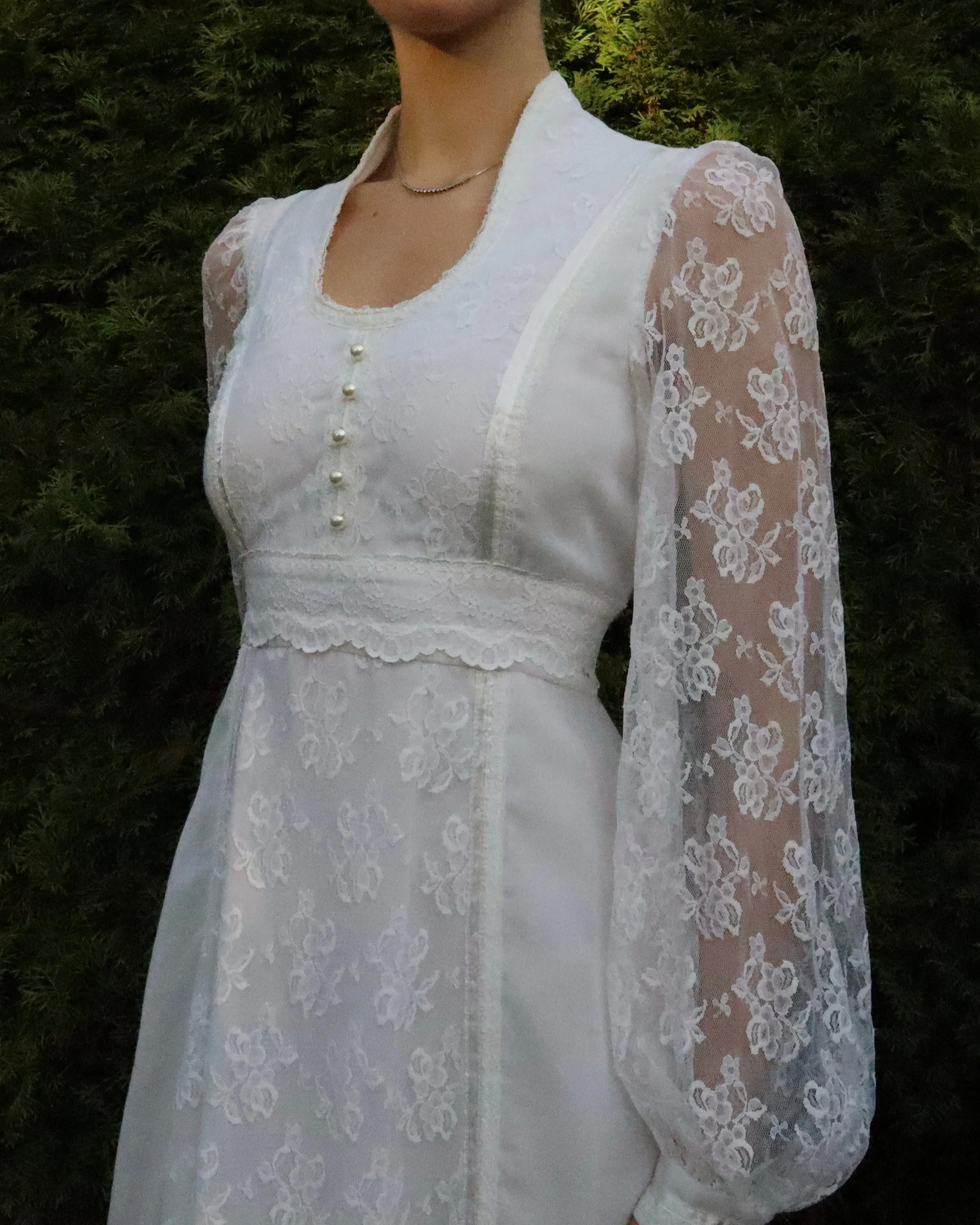 Gunne Sax White Gown (S-M) 