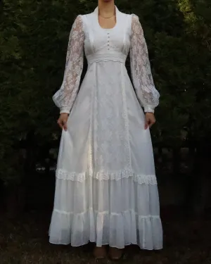 Gunne Sax White Gown (S-M) 