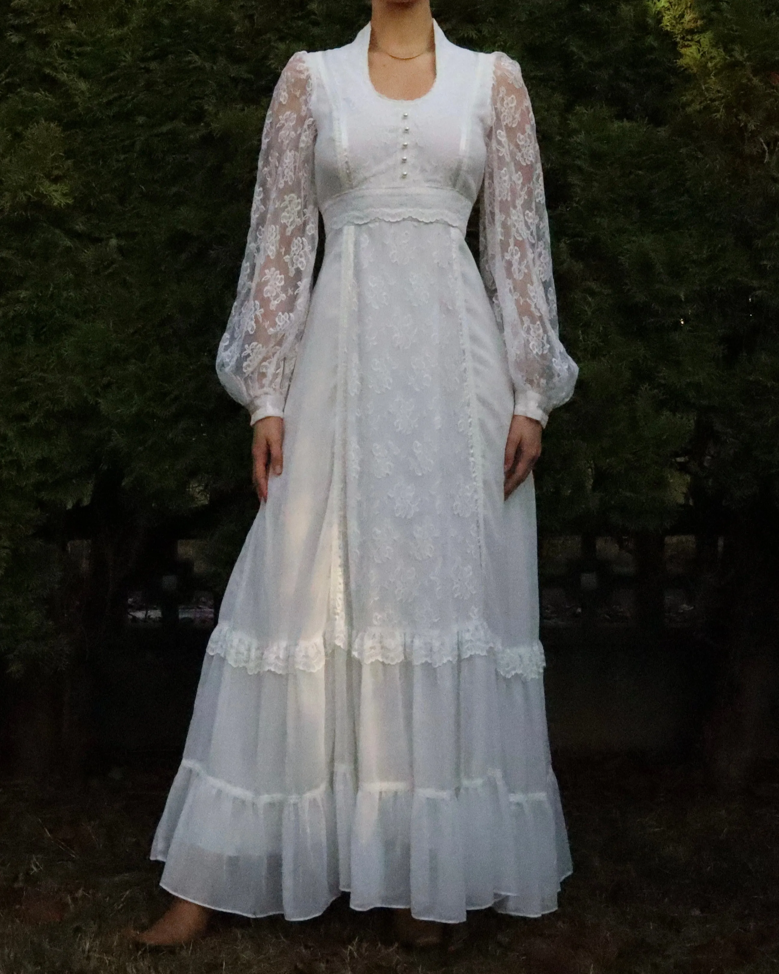 Gunne Sax White Gown (S-M) 