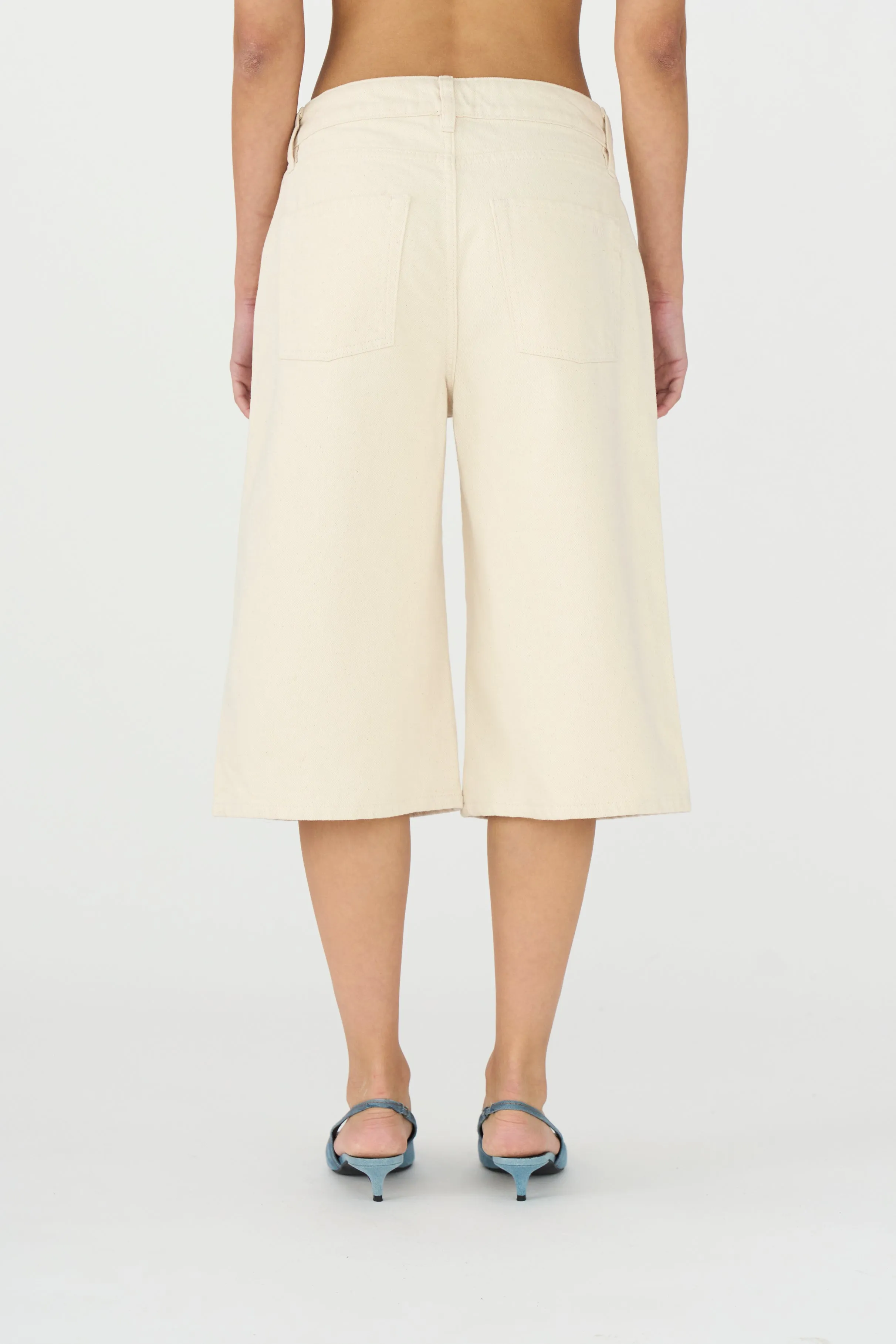 IVY-Augusta Long Shorts Was Ecru