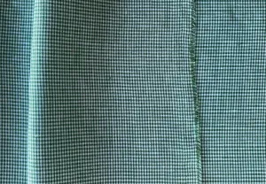 Mid-Weight Shamrock & White Micro-Check Linen (Made in Poland)