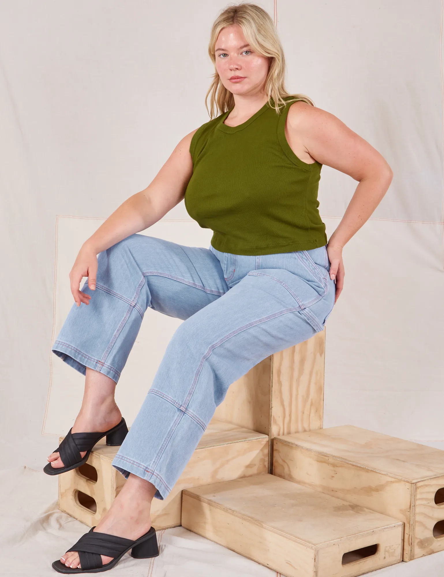 Muscle Tee - Summer Olive