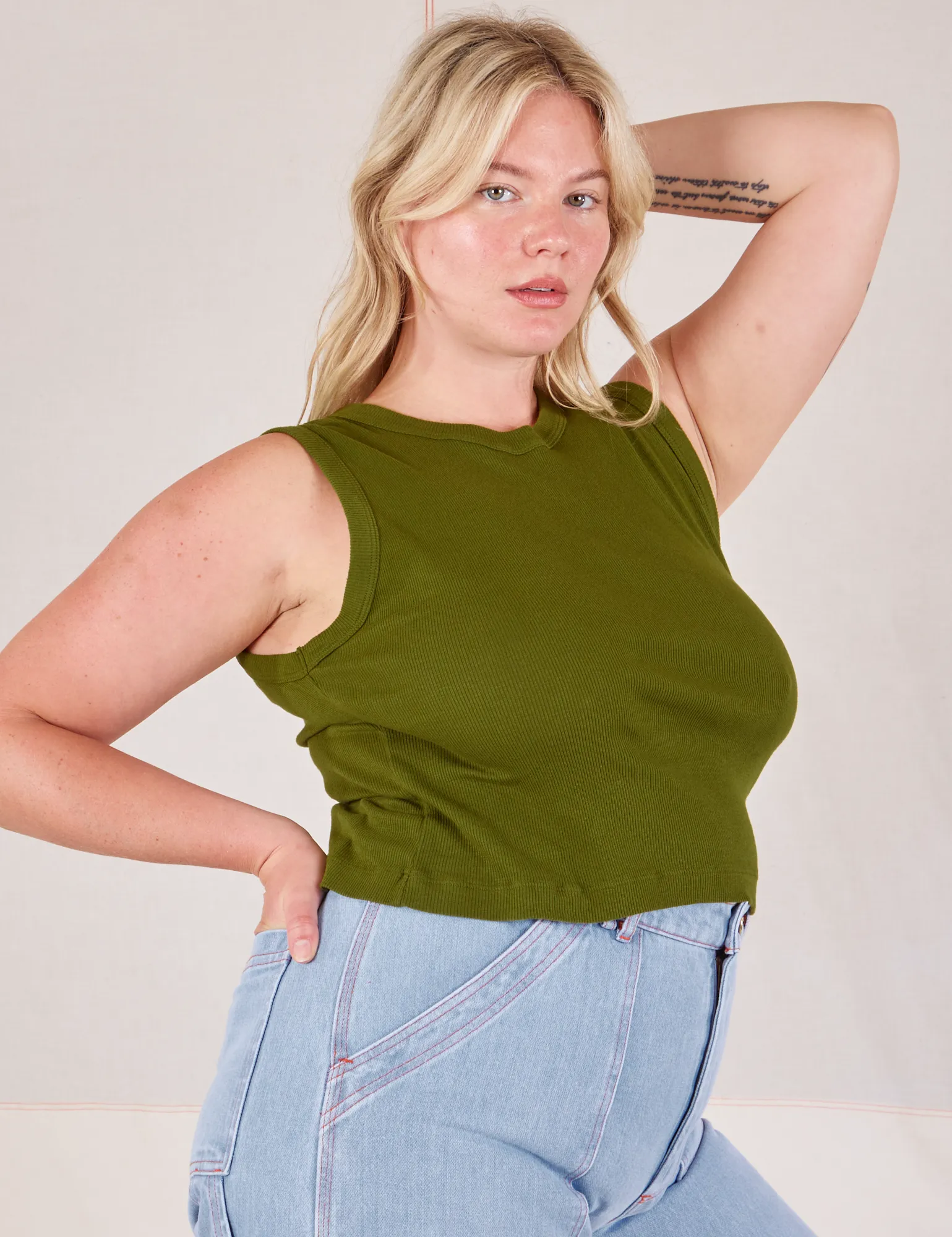 Muscle Tee - Summer Olive