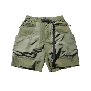 Technical camping shorts with contrast pocket